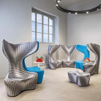 Скандинавский дизайнерский легкий роскошный креативный стул для приема гостей в вестибюле отеля из стекловолокна в форме китового хвоста